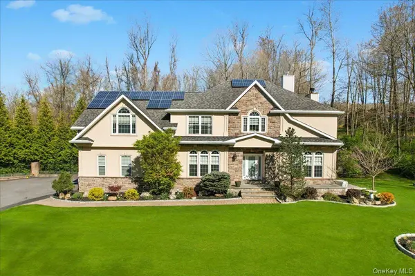 16 Lori LN, Chester, NY 10918