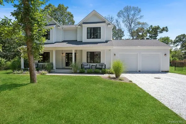 4 Squaw RD, East Hampton, NY 11937