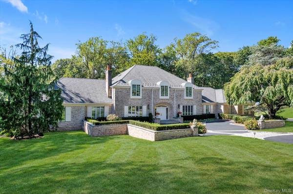 12 OVERLOOK CT, Lattingtown, NY 11560