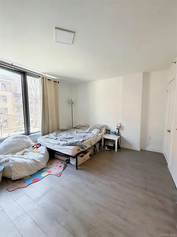 14427 Sanford AVE #2P, Flushing, NY 11355