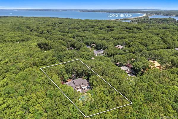 76 Island View DR, Sag Harbor, NY 11963