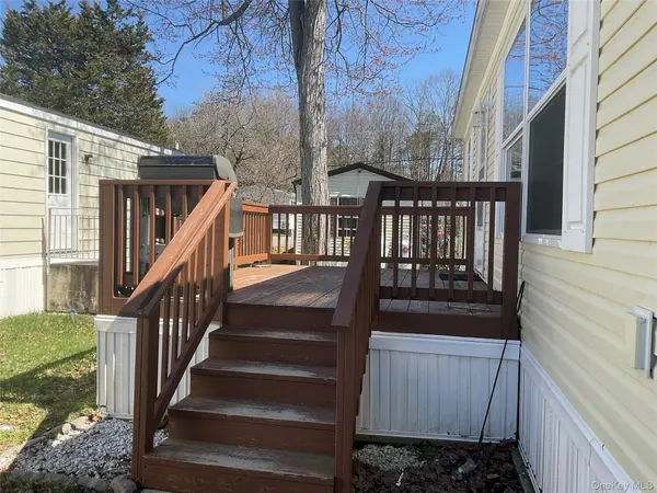 95 New Hackensack Rd RD #29, Wappingers Falls, NY 12590