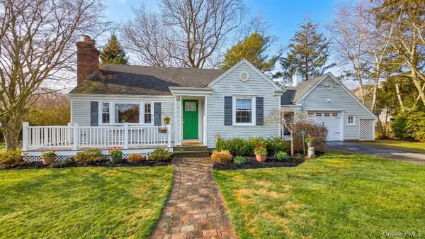 32 Atlantic AVE, East Moriches, NY 11940