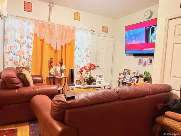 11146 Inwood ST, Jamaica, NY 11435