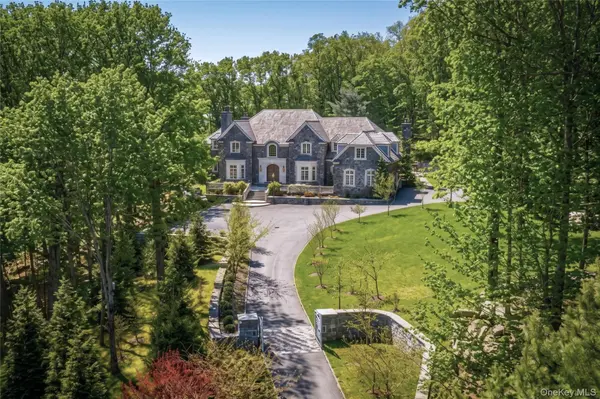 3 Vincent LN, Armonk, NY 10504