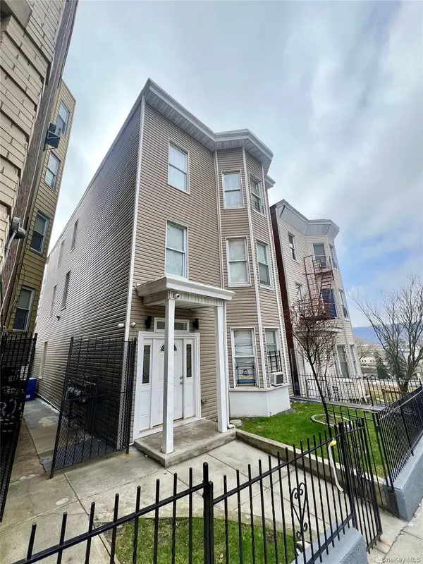 30 Ashburton AVE, Yonkers, NY 10701