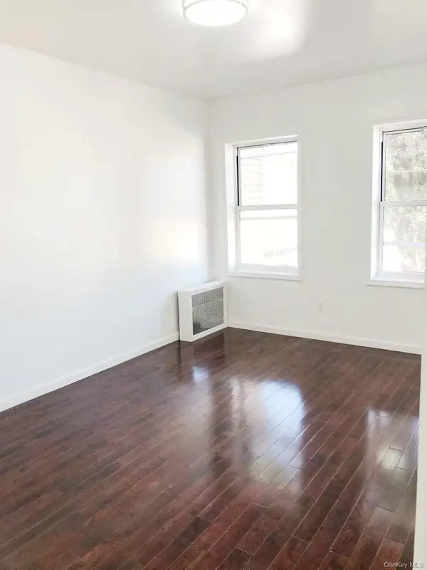 102-03 Jamaica AVE, Richmond Hill, NY 11418