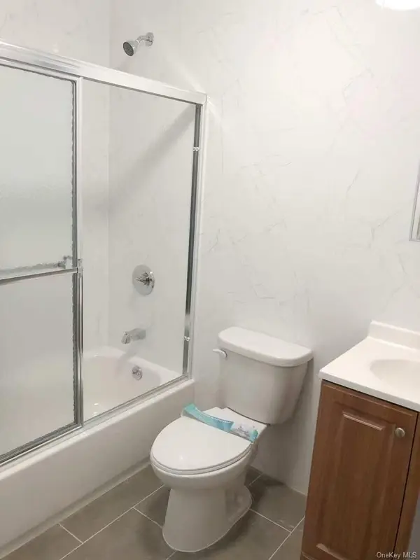 102-03 Jamaica AVE, Richmond Hill, NY 11418