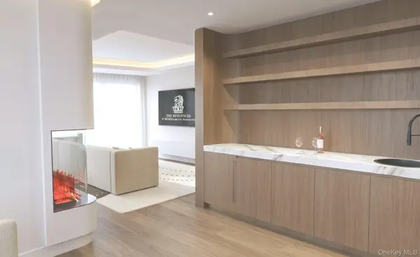 1 Renaissance SQ #19BC, White Plains, NY 10601