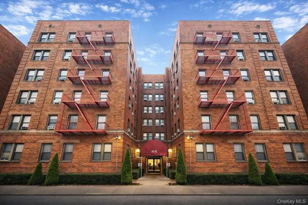 42-52 Layton Street #6F, Elmhurst, NY 11373