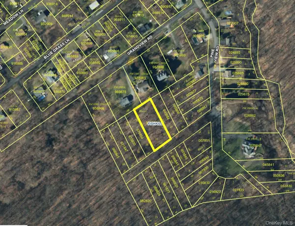 15-16 Hideaway PL, Beacon, NY 12508
