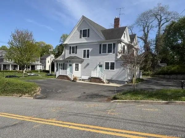 453 New York AVE, Huntington, NY 11743
