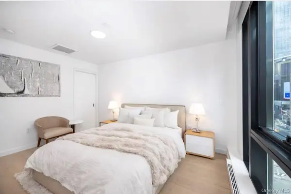 300 W 30th ST #10D, New York (manhattan), NY 10001