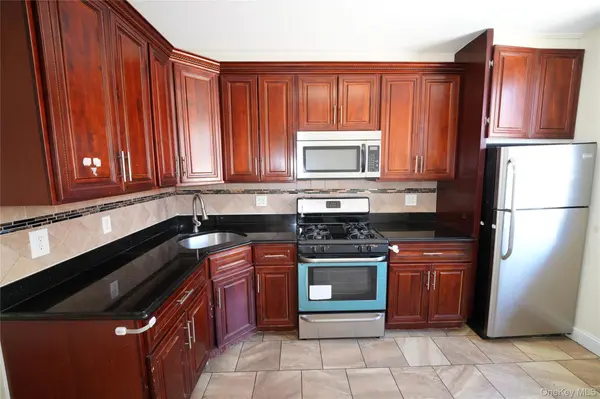 56-29 Roosevelt AVE, Flushing, NY 11377