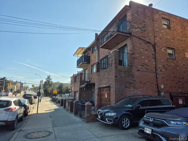 50-50 69th ST, Flushing, NY 11377