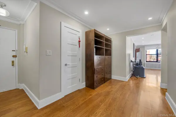132-35 Sanford AVE #613, Flushing, NY 11355