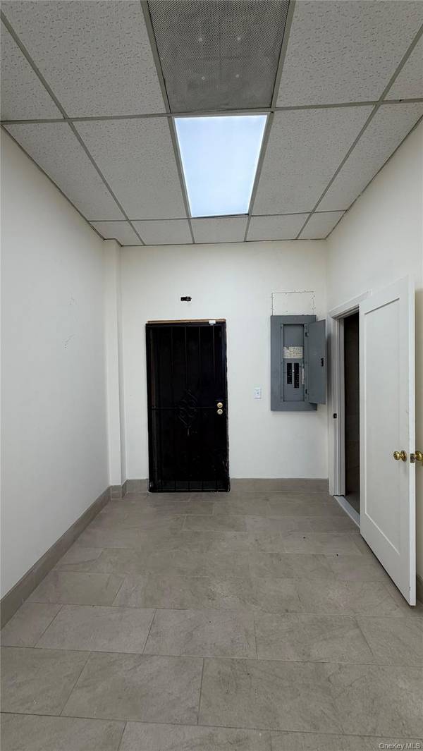 131-14 Merrick BLVD, Jamaica, NY 11434