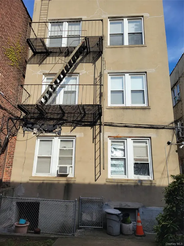 47-44 43rd ST, Woodside, NY 11377