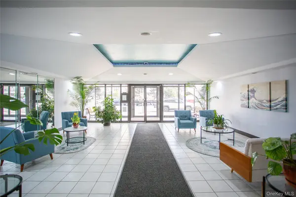 855 E Broadway #LC, Long Beach, NY 11561