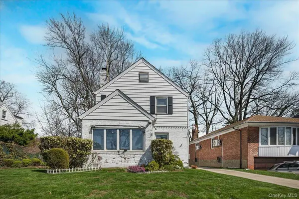8145 Utopia Pkwy, Jamaica Estates, NY 11432