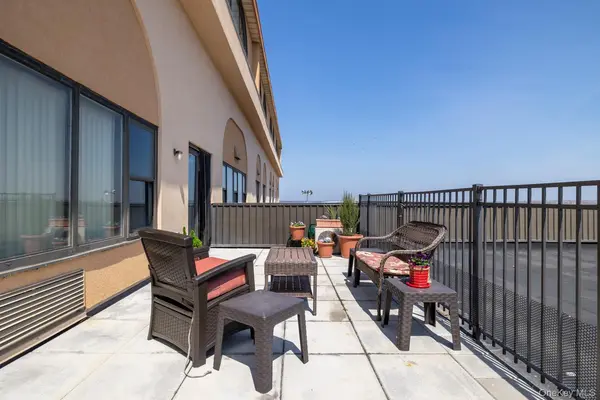185 W Park AVE #406, Long Beach, NY 11561