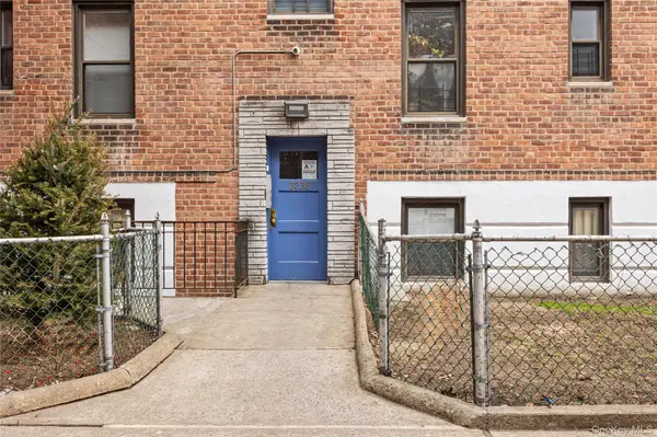 3239 Barker AVE #2J, Bronx, NY 10467