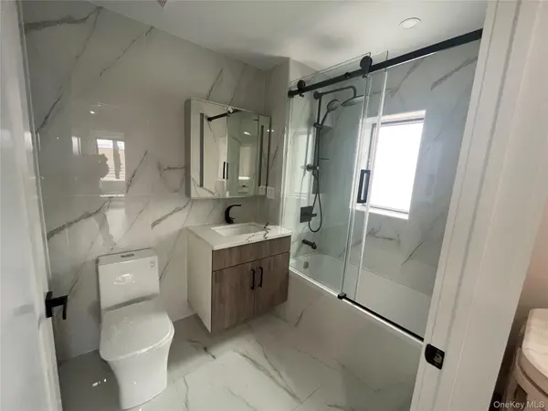 1546 Broadway #4B, Brooklyn, NY 11221