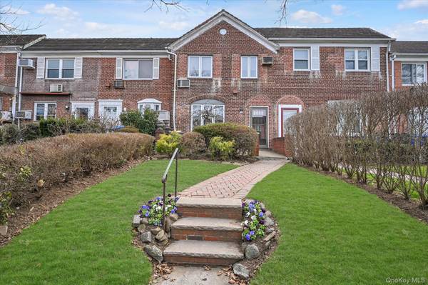 136-54 71st RD, Kew Garden Hills, NY 11367
