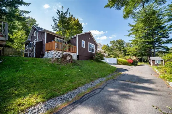 1192 State Route 52 #21, Loch Sheldrake, NY 12759