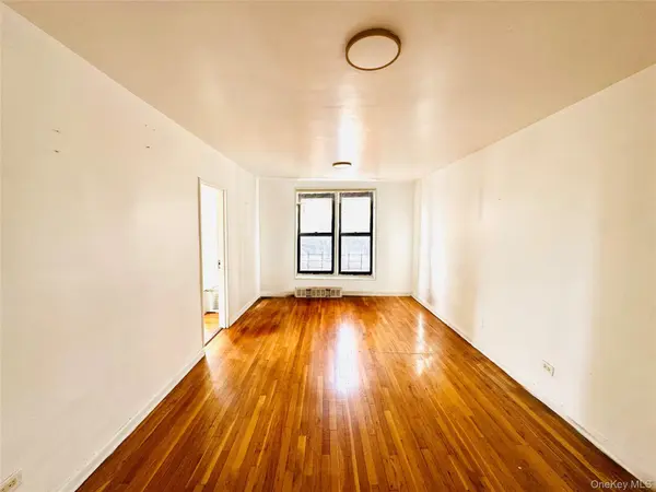 141-05 Pershing CRES #207, Briarwood, NY 11435