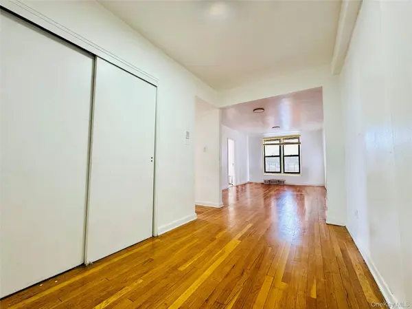 141-05 Pershing CRES #207, Briarwood, NY 11435