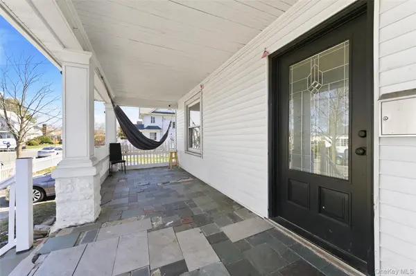 116 Oak AVE, Hempstead, NY 11550