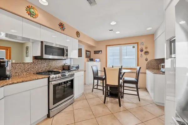713 Hungry Harbor RD, North Woodmere, NY 11581
