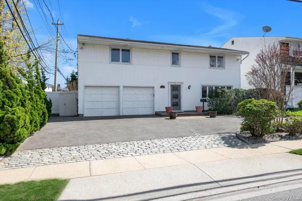 713 Hungry Harbor RD, North Woodmere, NY 11581