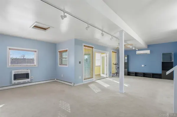 2 Whitfield RD, Accord, NY 12404