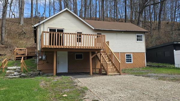 63 N Branch Callicoon Ctr RD, North Branch, NY 12766