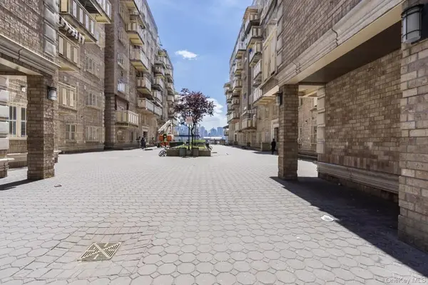 570 Wythe AVE #6A, Brooklyn, NY 11249