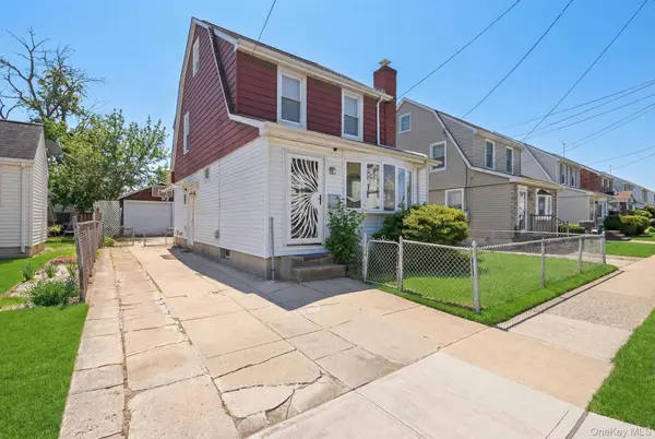 38 Fordham ST, Williston Park, NY 11596