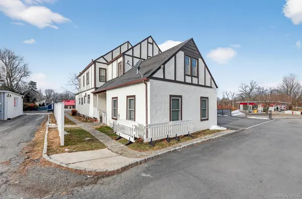 2002 E Main ST, Mohegan Lake, NY 10547