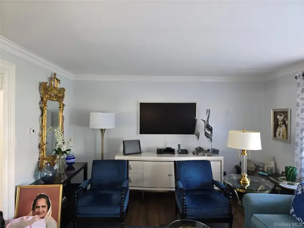 3 Sussex CT #413, Suffern, NY 10901