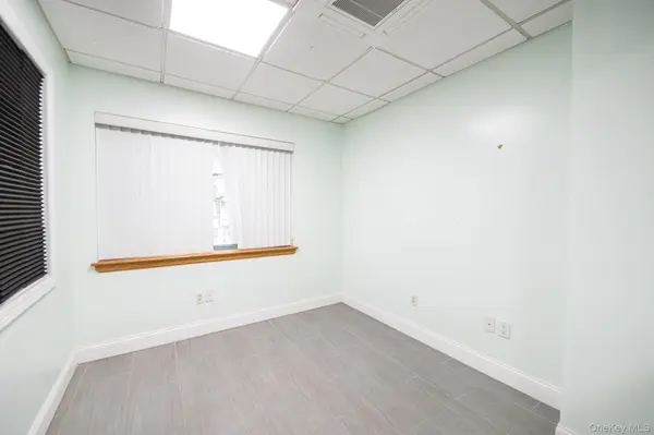 41-28 Haight ST #1C, Flushing, NY 11355