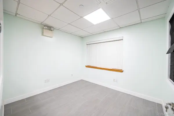 41-28 Haight ST #1C, Flushing, NY 11355