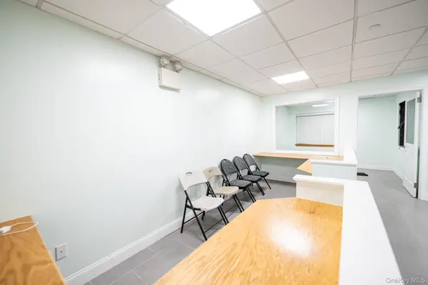41-28 Haight ST #1C, Flushing, NY 11355