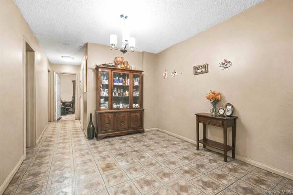 2069 Seward AVE, Bronx, NY 10473