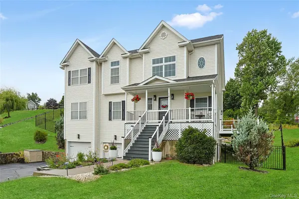 18 Tanyas CT, Monroe, NY 10950