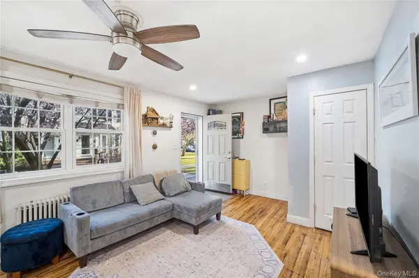 68-07 Springfield BLVD #68-07, Bayside, NY 11364