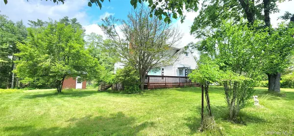 530 Sackett Lake RD, Monticello, NY 12701