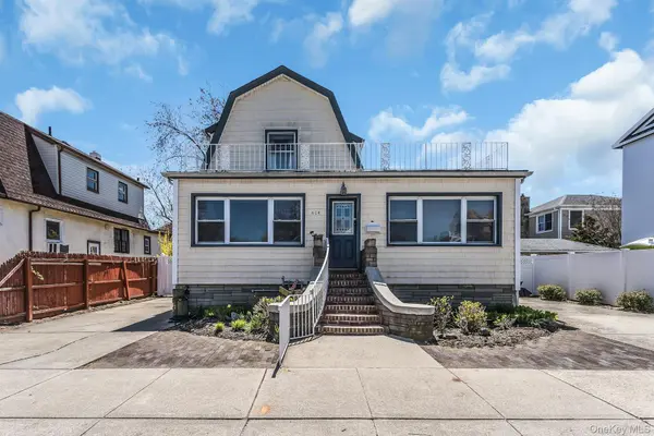 414 E Olive ST, Long Beach, NY 11561