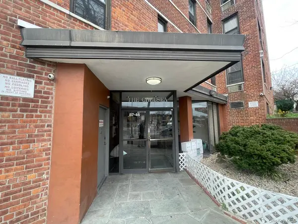 8746 Chelsea ST #3J, Jamaica Estates, NY 11432