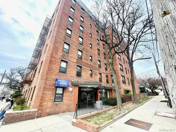 8746 Chelsea ST #3J, Jamaica Estates, NY 11432